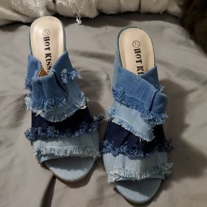 ❤chunky Heeled blue jean shoes❤